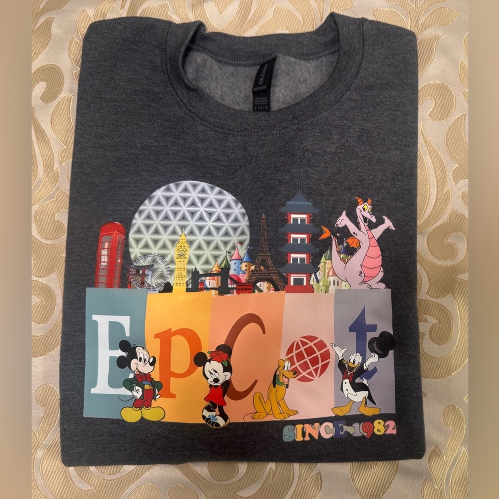 Never worn Disney Epcot sweatshirt